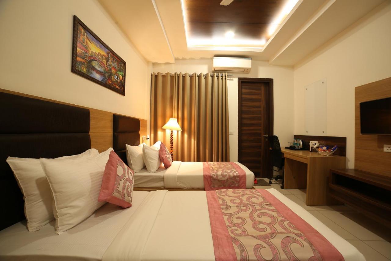 Hotel Grand Regency By Jmd Group Near Delhi Igi Airport New Delhi Eksteriør bilde