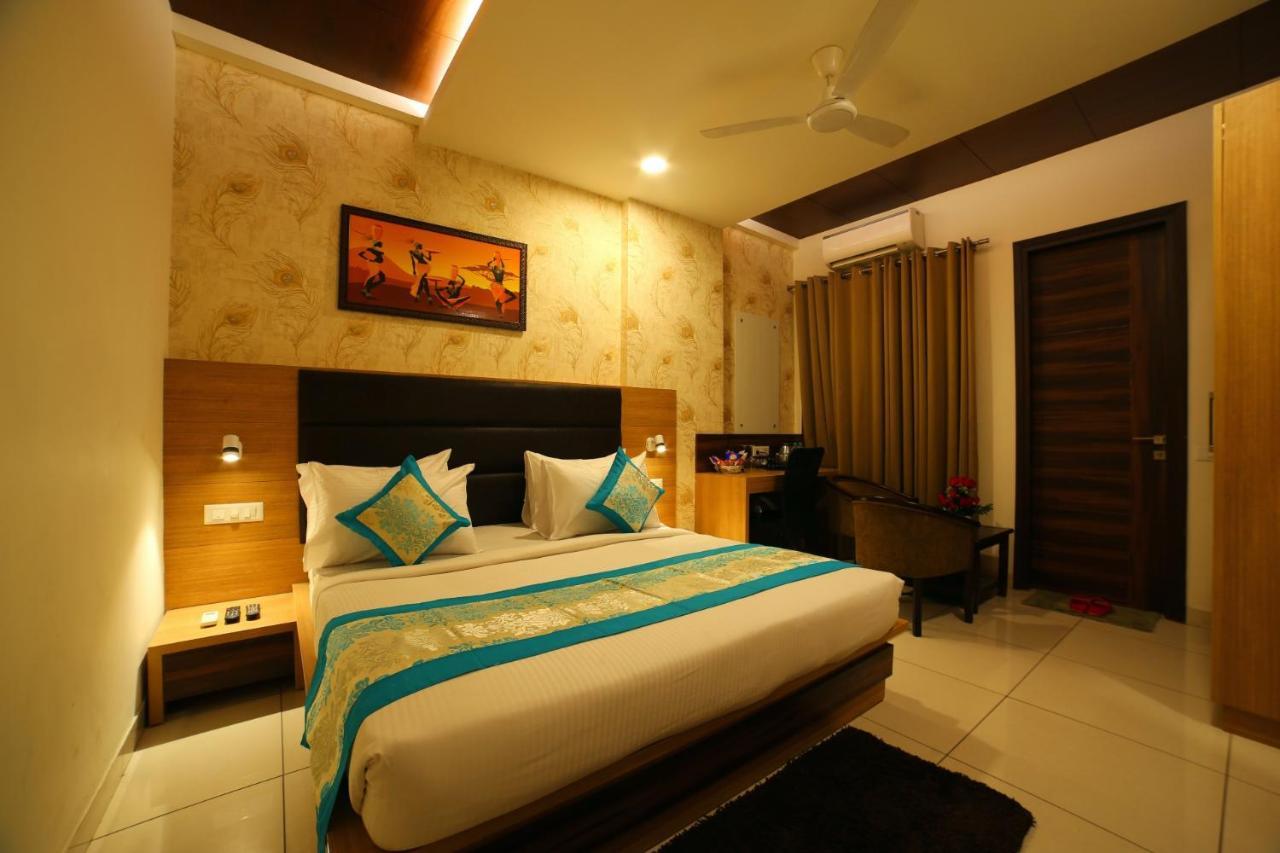 Hotel Grand Regency By Jmd Group Near Delhi Igi Airport New Delhi Eksteriør bilde