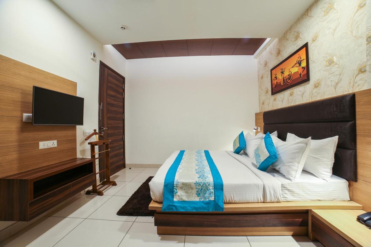 Hotel Grand Regency By Jmd Group Near Delhi Igi Airport New Delhi Eksteriør bilde