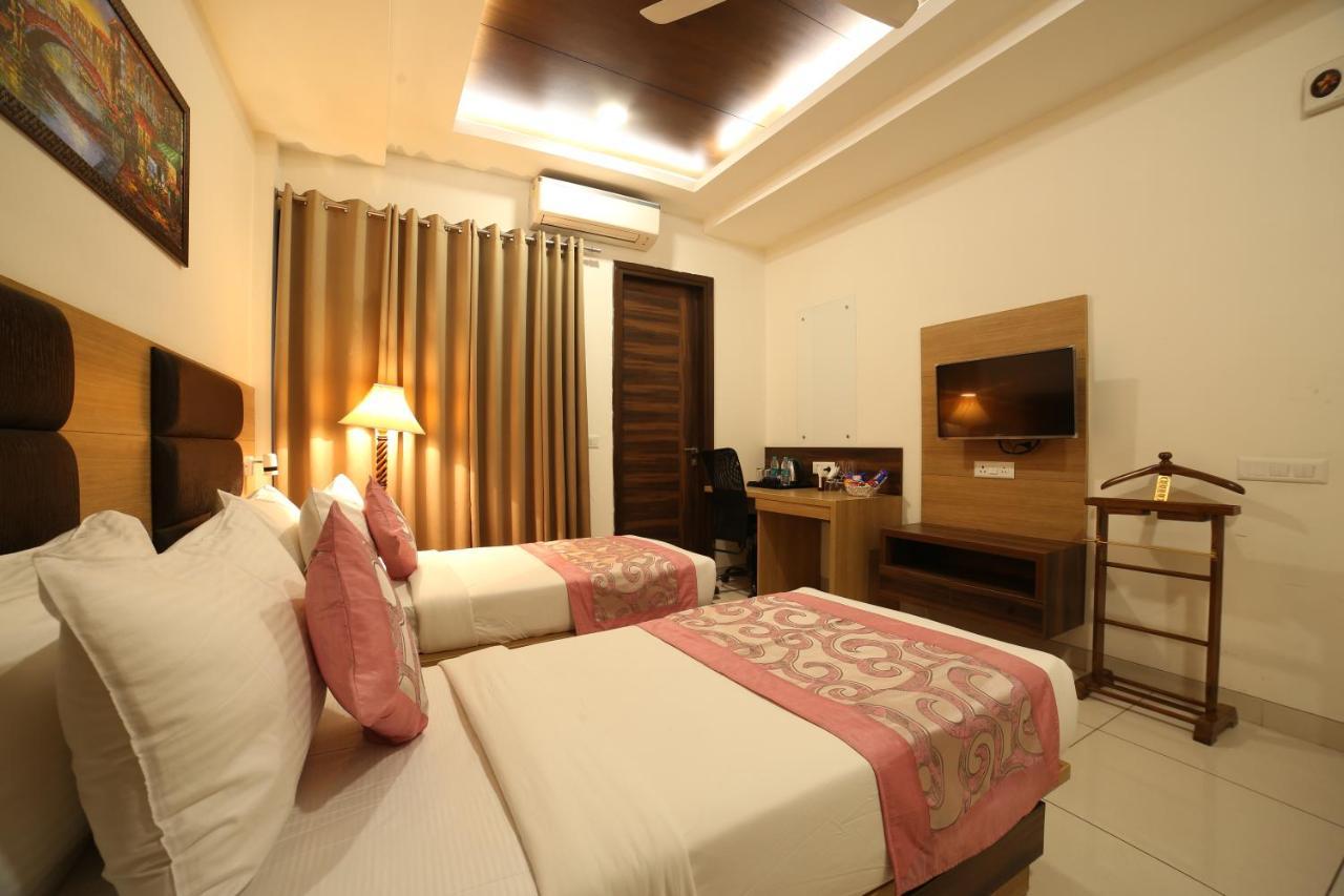 Hotel Grand Regency By Jmd Group Near Delhi Igi Airport New Delhi Eksteriør bilde