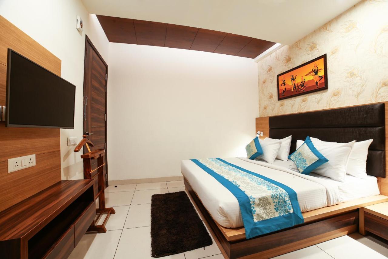 Hotel Grand Regency By Jmd Group Near Delhi Igi Airport New Delhi Eksteriør bilde
